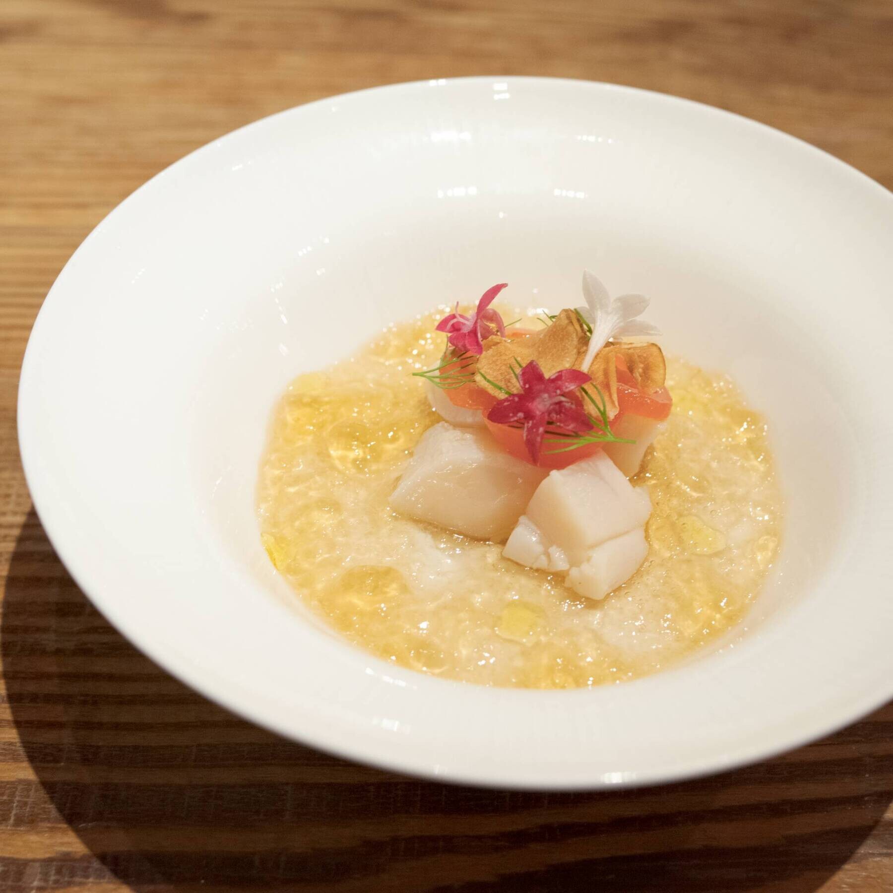 UNE PINCÉE's image 9