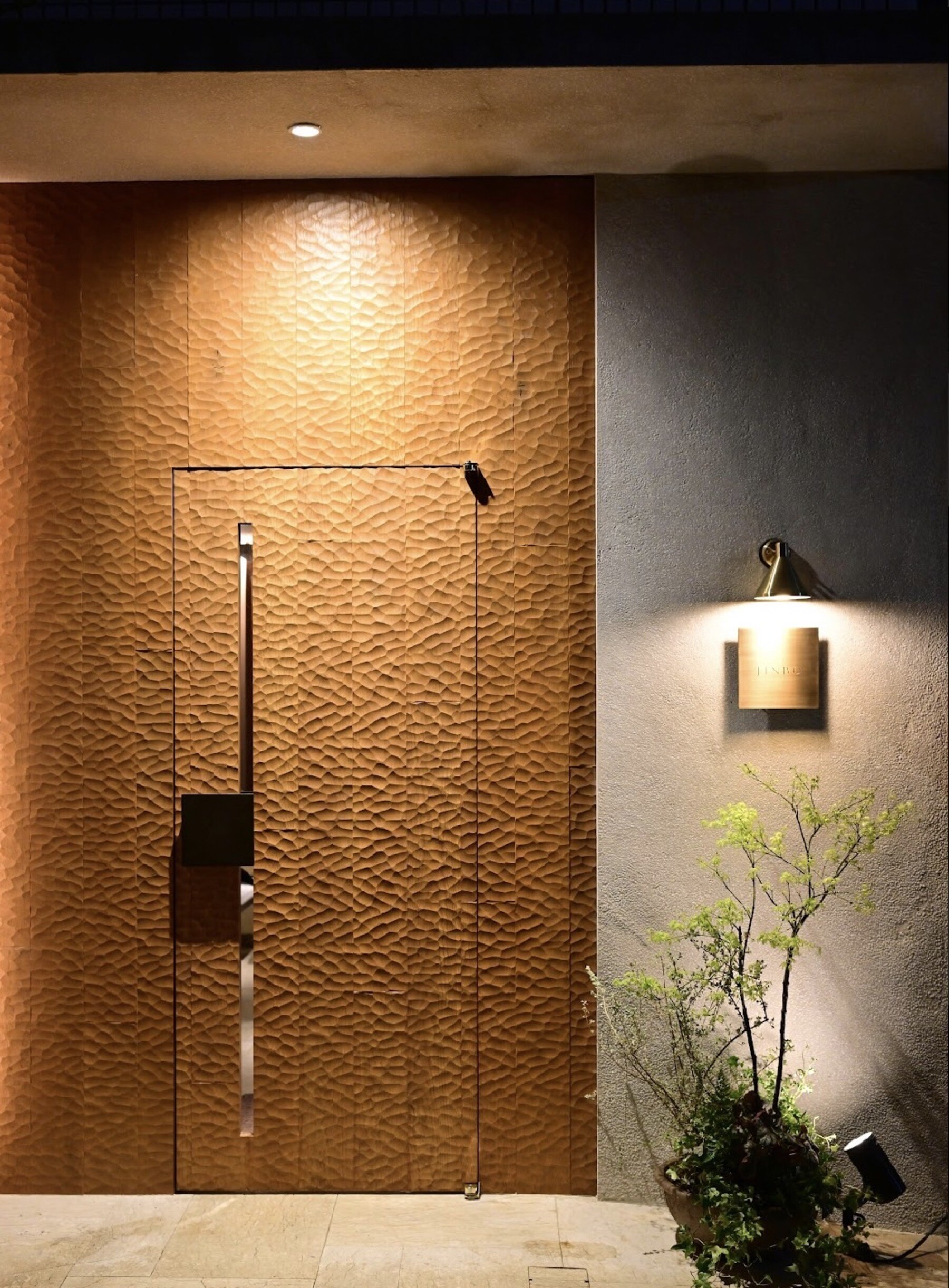 JINBO MINAMI AOYAMA's image 16