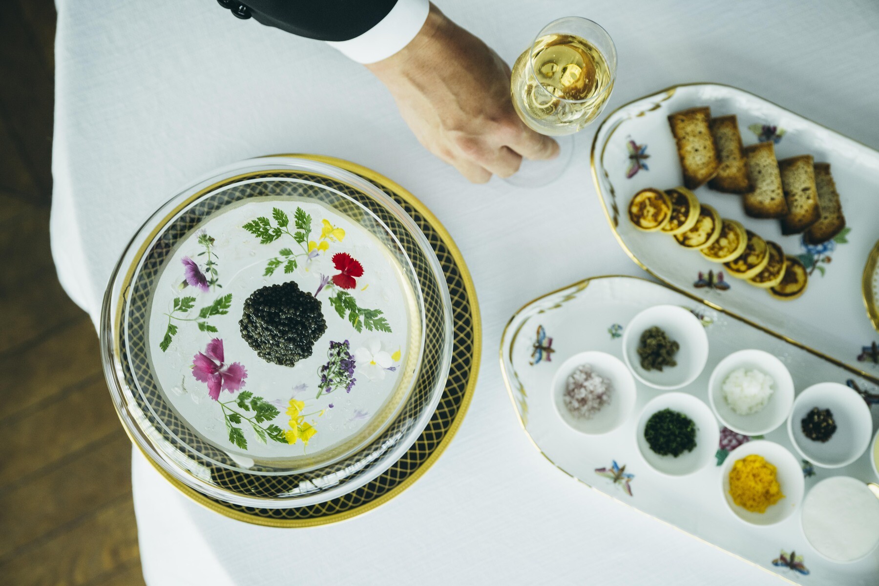 Restaurant Hiramatsu Hiroo ＆ Le Club des Vins Hermitage's image 2