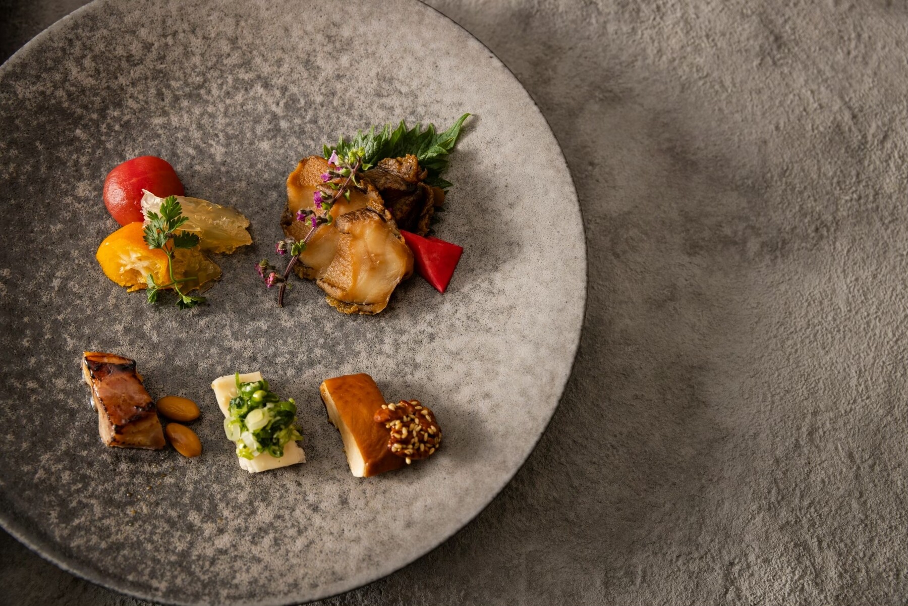 LA SHANG SEN's image 4