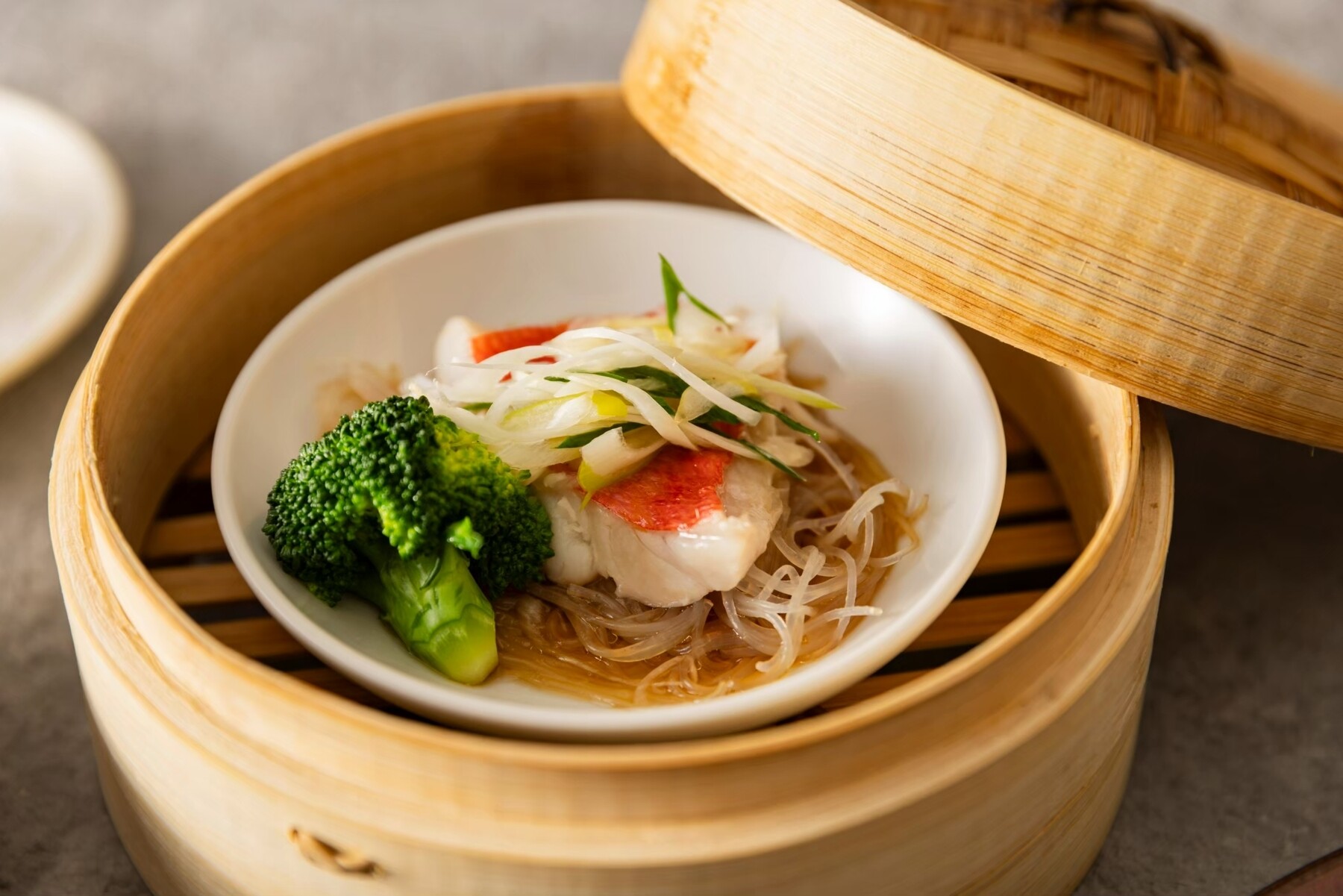 LA SHANG SEN's image 6