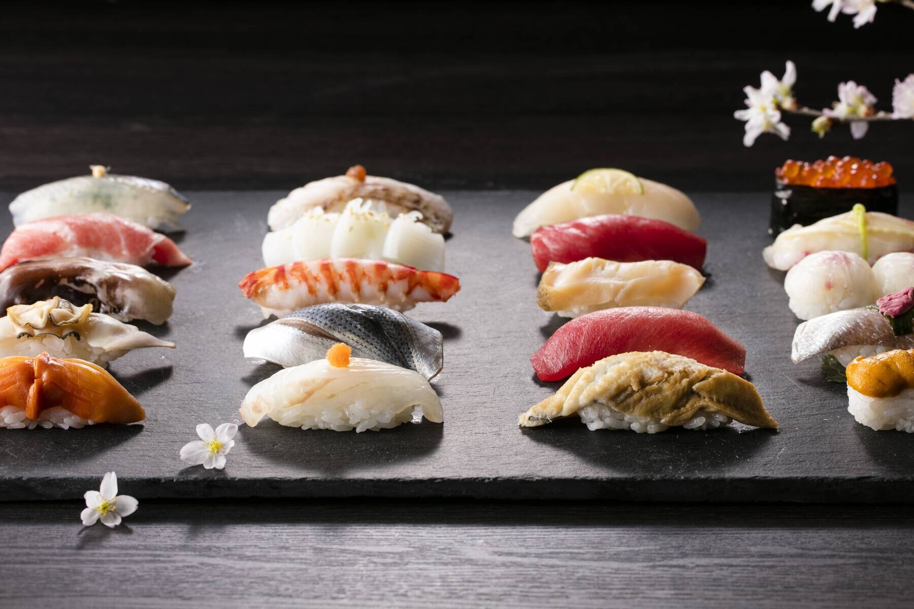 Sushi "Sakura" / Hilton Tokyo Odaiba's image 1