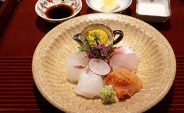 Syokuzen Abe's image 2