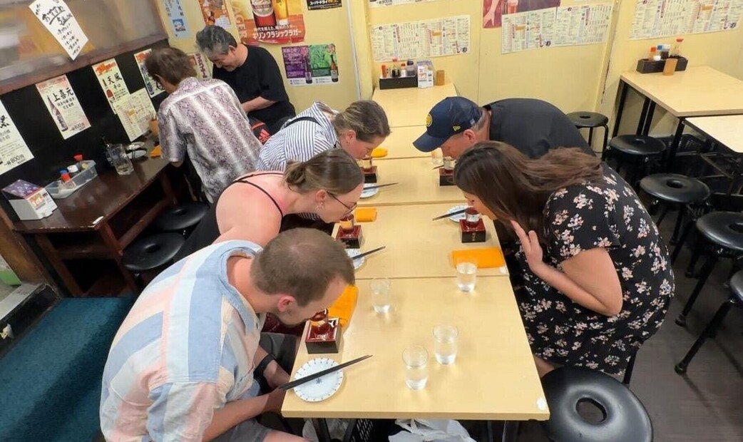 Tokyo Ueno Food Tour【Cultural Experience】's image 2