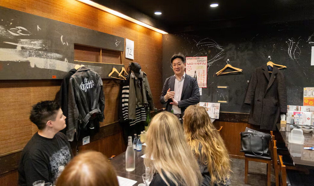 Shinjuku Sake Tasting Tour with a Sake Sommelier【Cultural Experience】's image 2