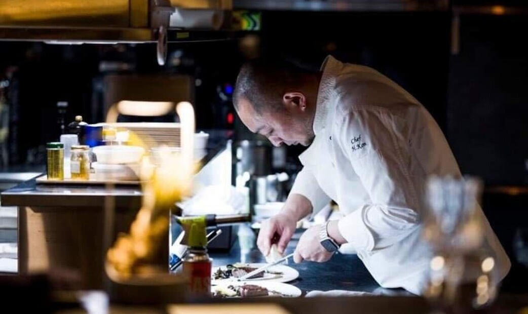 A_RESTAURANT's image 6