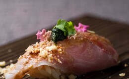 A_RESTAURANT's image 8