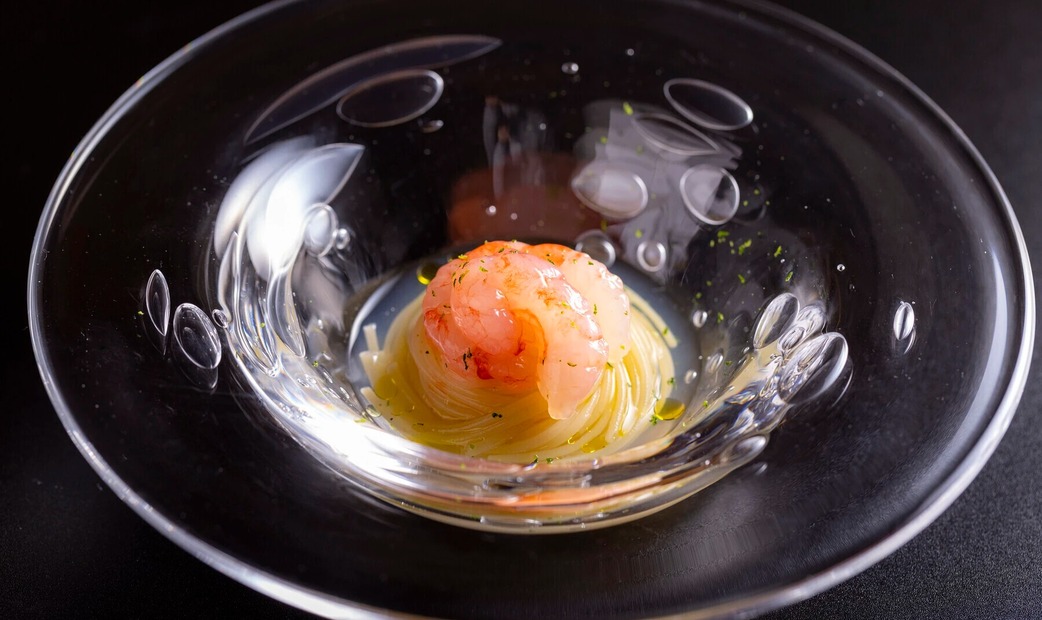 transparent plate and noodles