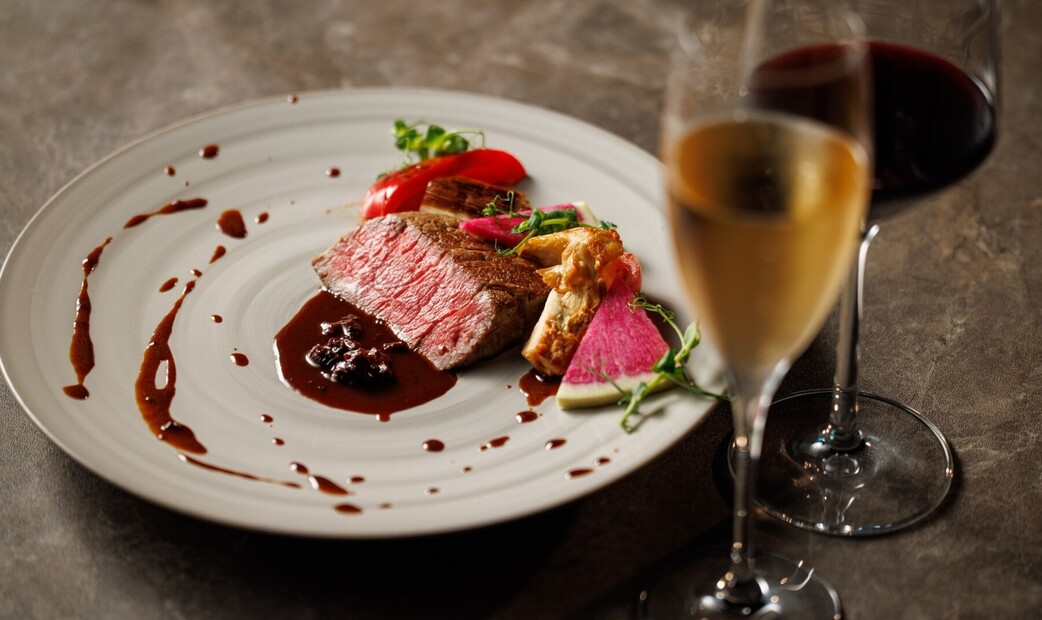 Prime42 steakhouse & sky bar's image 5