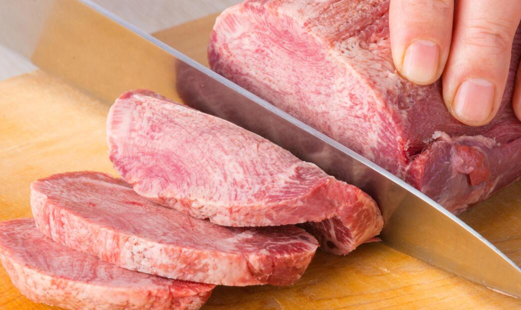 ② 일본식 야키니쿠에 사용되는 와규(和牛)