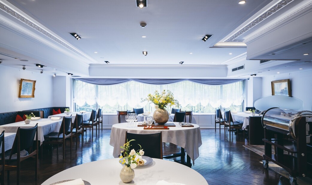 Restaurant Hiramatsu Hiroo ＆ Le Club des Vins Hermitage's image 7