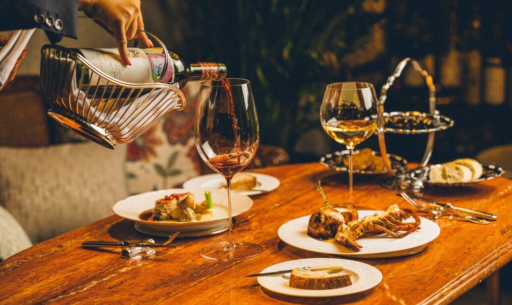 Restaurant Hiramatsu Hiroo ＆ Le Club des Vins Hermitage's image 10