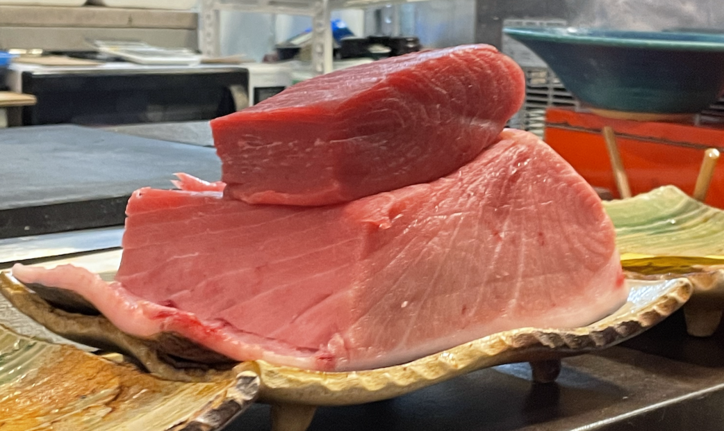 What is Maguro (Tuna)? (Types of Sushi Toppings, Seasonal Varieties, and How to Eat It) and Sushi Restaurants in Tokyo That Specialize in Tuna