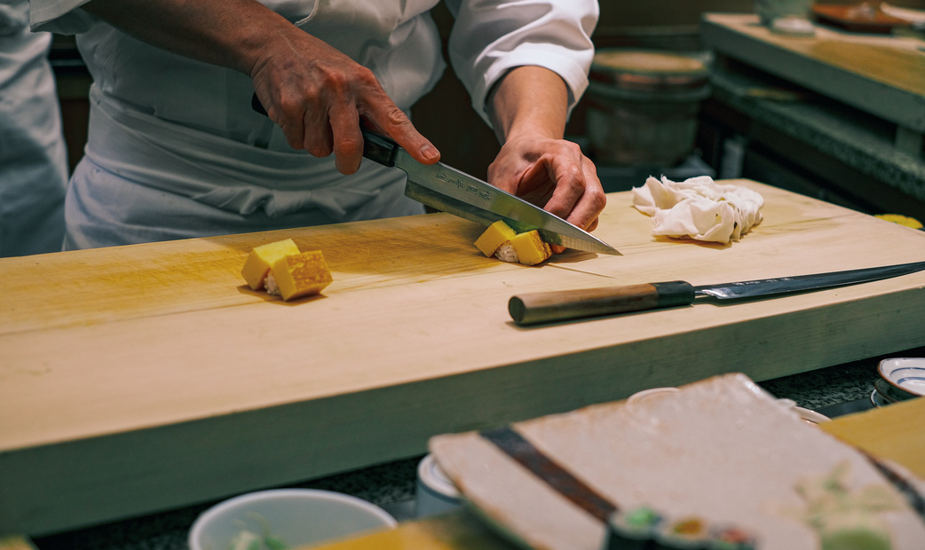 The Allure and History of Edomae Sushi: A Masterpiece of Traditional Craft