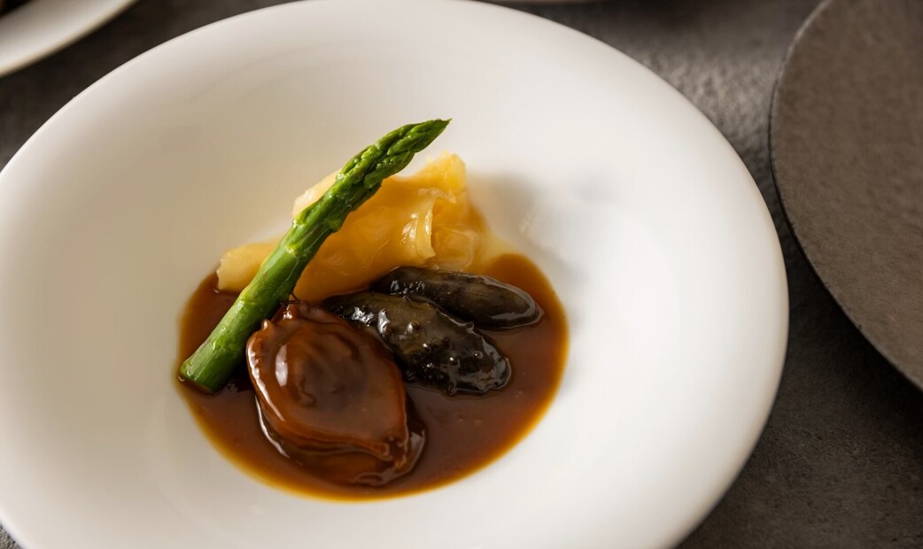 LA SHANG SEN's image 3