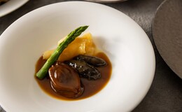 LA SHANG SEN's image 3