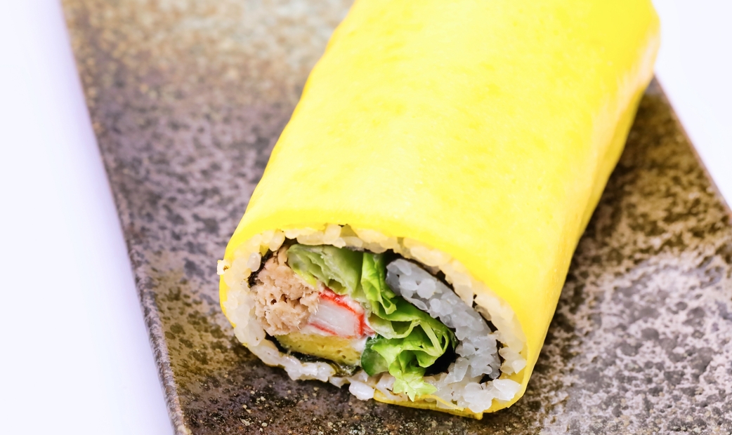 타마고마키 (玉子巻き)