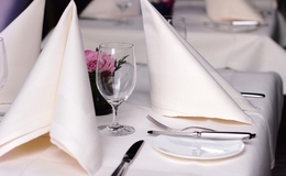 乔尔·罗布雄餐桌的预订方法及店铺介绍