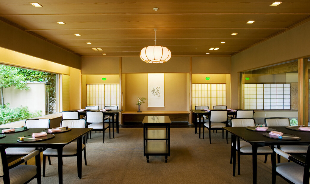 Japanese Restaurant "Sakura" / Hilton Tokyo Odaiba's image 8