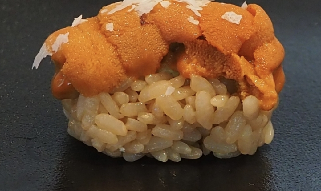 Uni sushi