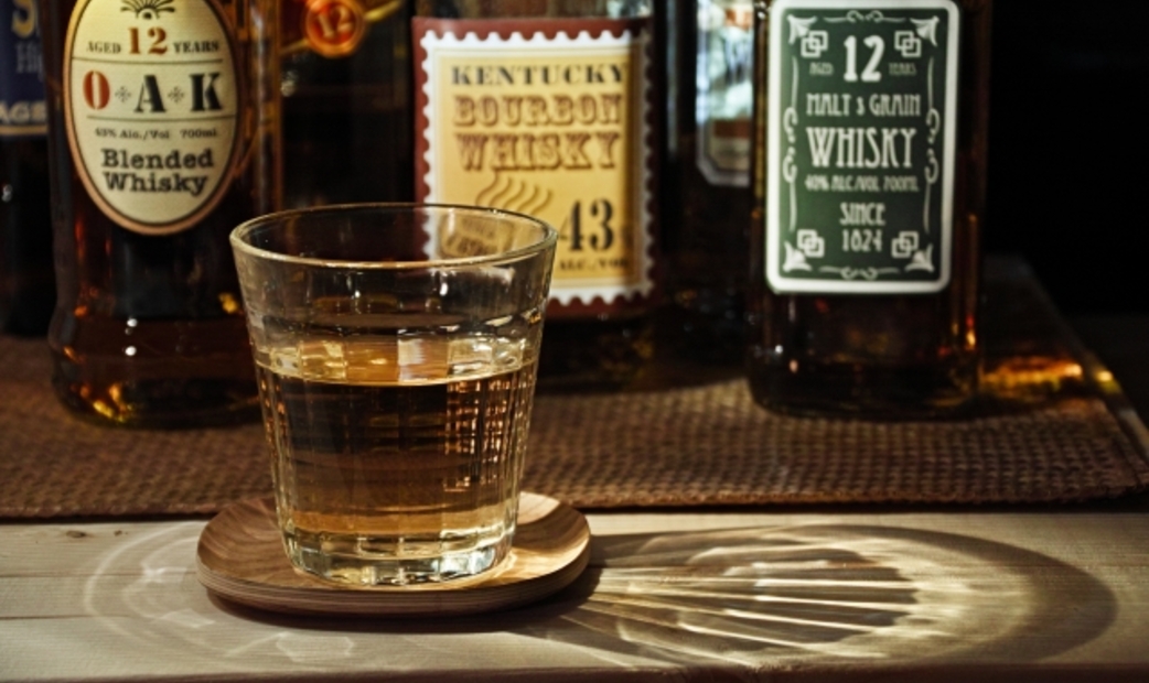 bar