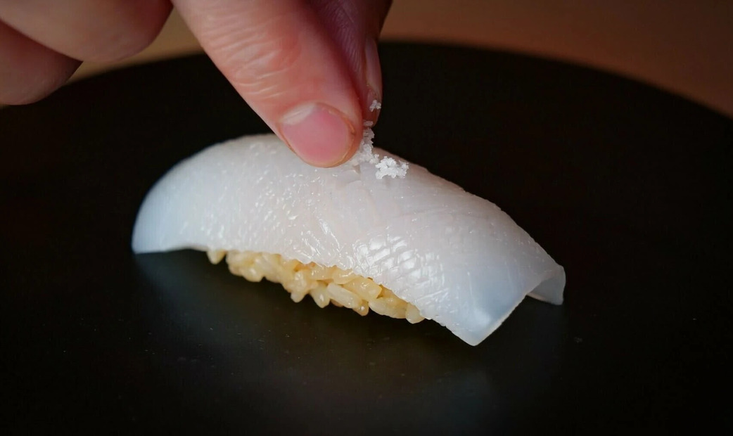 Squid sushi of Sushiya Yohei