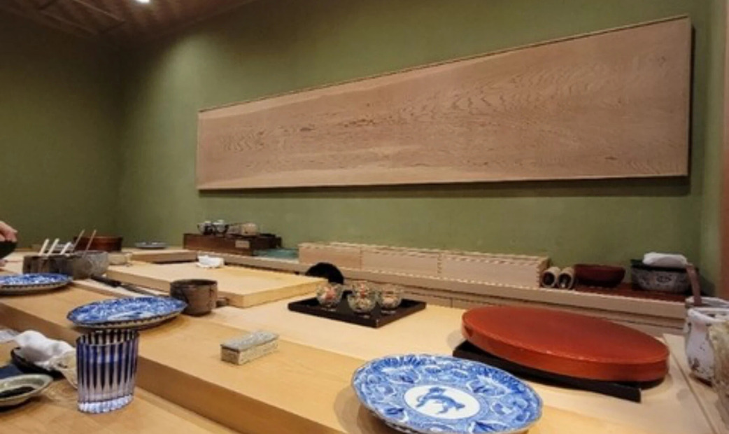 Interior of Sushi Dokoro Shin