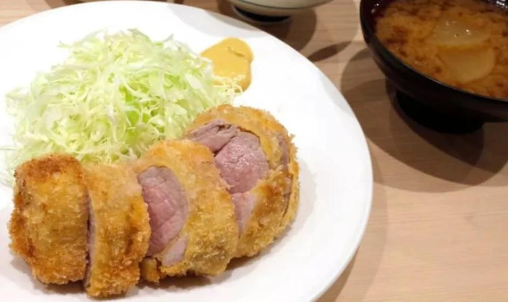 Tonkatsu with vegetable