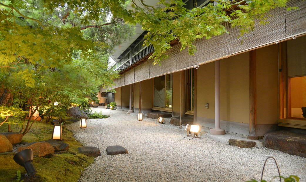  Japanese restaurant garden