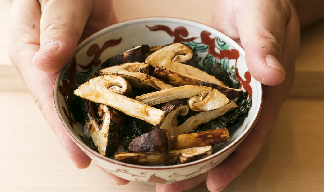  mushrooms on a plate