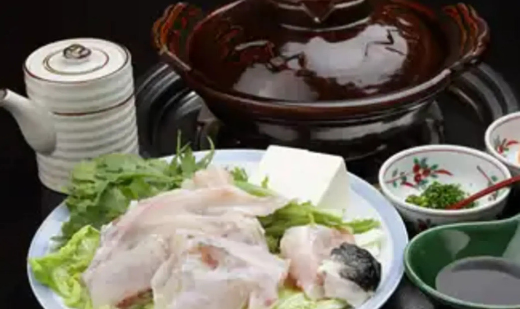 fugu cooked in a pot of Yoshiko