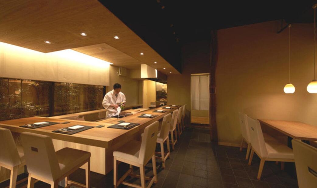 Interior view of Tsumakoizaka Keigo