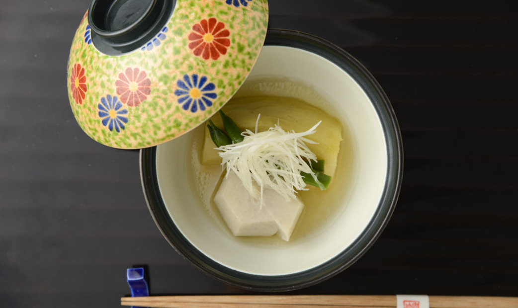 Soup dish of Ginza Adachi Naoto